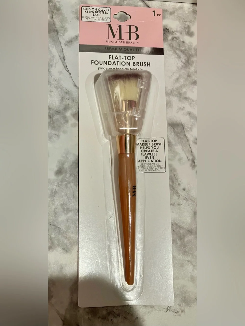 MHB Must Have Beauty flat top foundation brush with cover NWT
